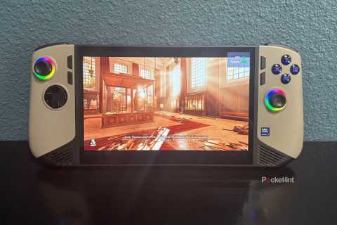 MSI Claw 8 AI+