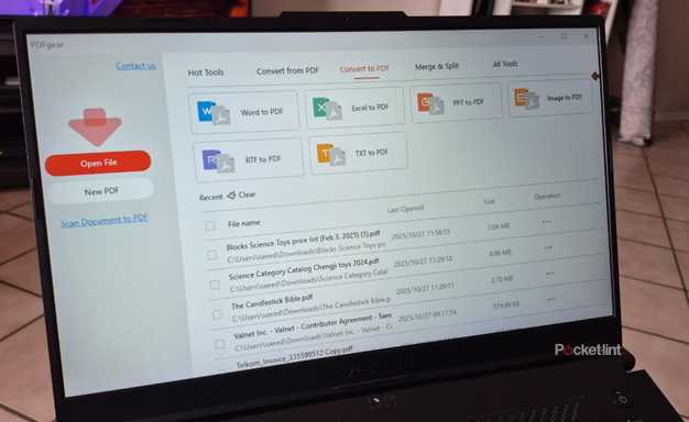 PDFgear on a laptop 